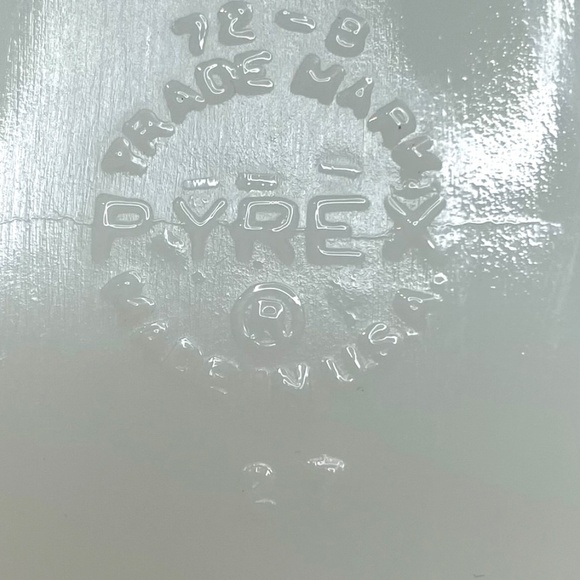 Old Town Pyrex Butter Dish - Picture 7 of 9